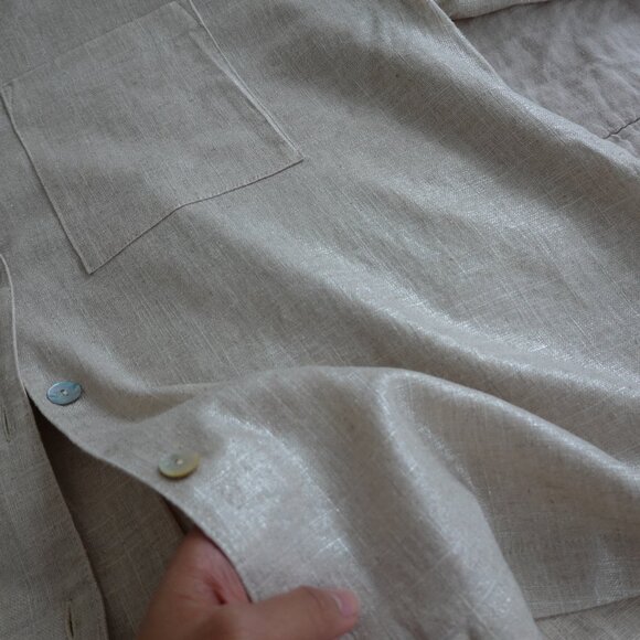 OffOn Oversized Shirt with Revere Collar (Metallic Linen) - Picture 7 of 8